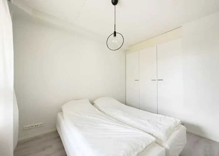 Hyvat Loylyt Ja Mahtavat Unet! Merenranta- Loistavat Yhteydet- 4 Nukkujaa! Хельсинки